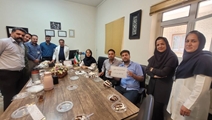 آیین تکریم کارکنان متولد خردادماه در بیمارستان امام حسن عسکری (ع) زرقان برگزار شد